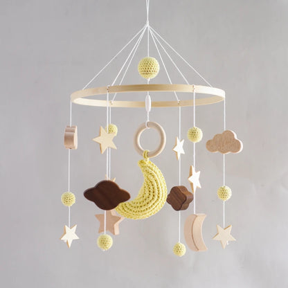 Crib Mobile Bed Bell Wooden Baby Rattles Soft Felt Cartoon Animal Bed Bell Newborn Music Box Hanging Toy Crib Bracket Baby Gifts