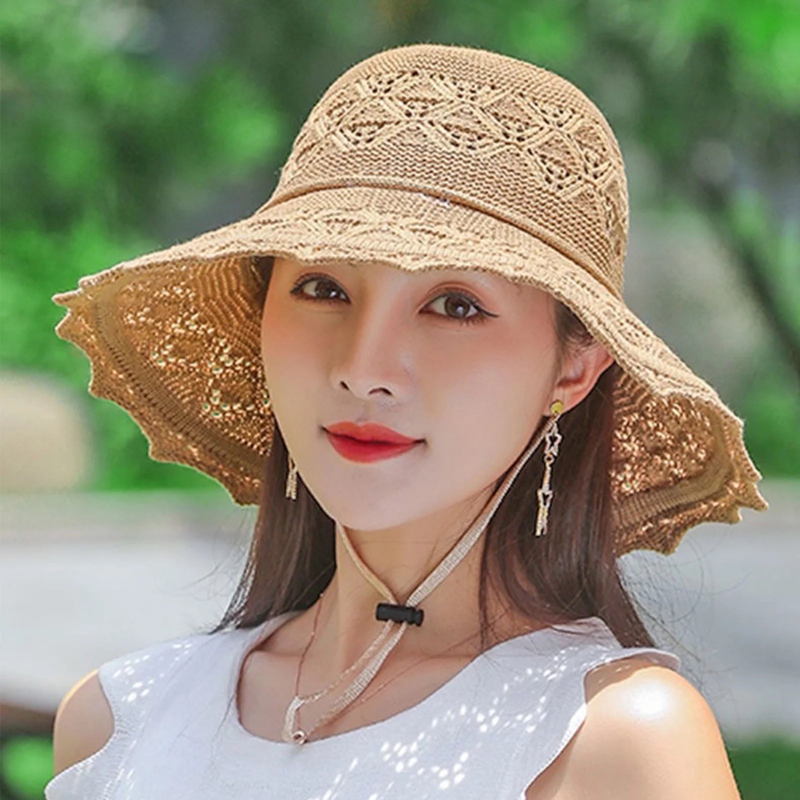 Women's Summer Beach Sun Hat Wide Brim Foldable Elegant Straw Hat for Pool Park Vacation Camping