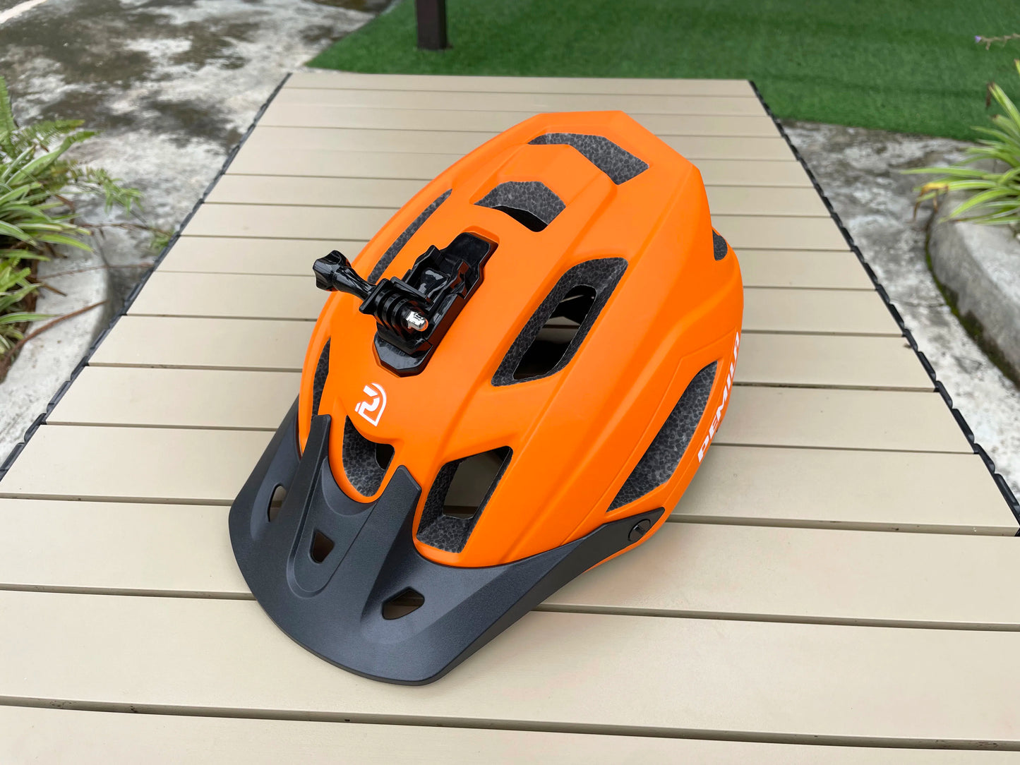 Casco de ciclismo ultraligero, casco de ciclismo de carretera, casco de seguridad para ciclismo de montaña, equipo de ciclismo de carreras, casco de bicicleta moldeado integralmente para mujeres y hombres.