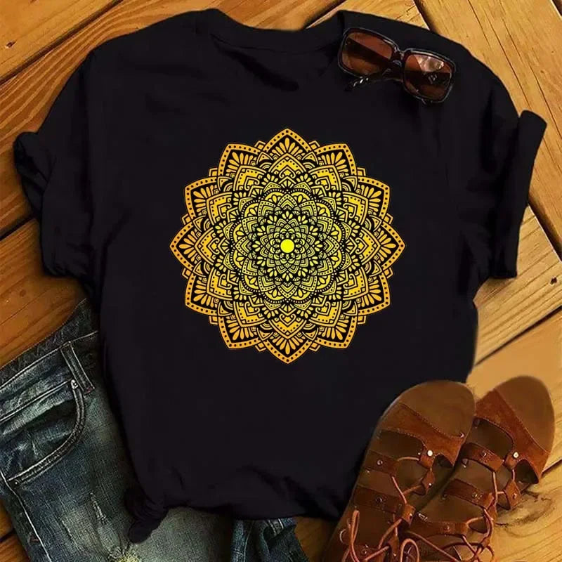 Women's Floral Mandala Printed T-Shirt, Plus Size Loose Short Sleeve Aesthetic Blouse, Casual Fashion, 90s Style, New