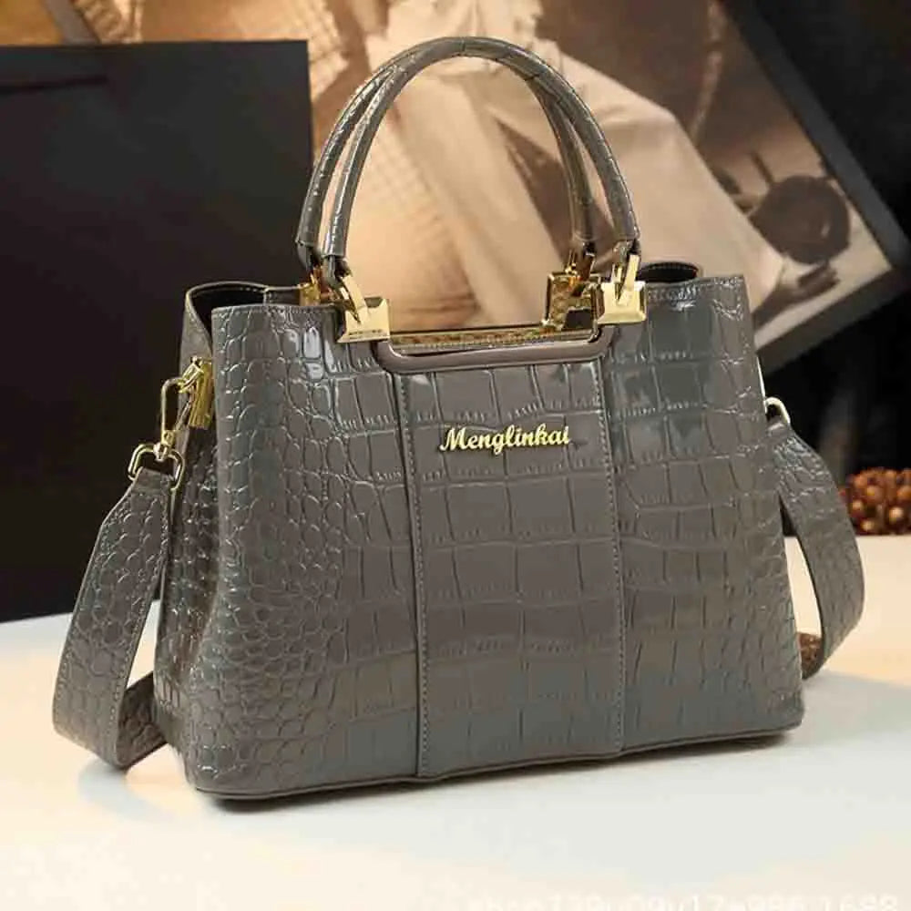 2023 New Luxury Crocodile Bag for Women Casual Tote High Qualtiy Patent Leather Shoulder Purses Elegant Dinner Noble Purse Black