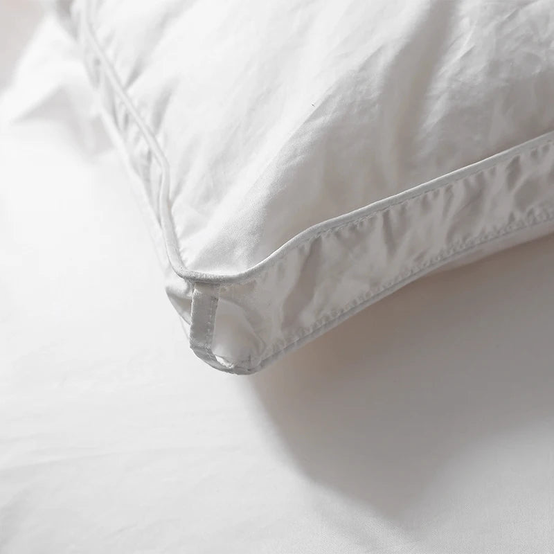 Luxurious Real Goose Down quilts duvets with a bulkiness of 800+ and a cleanliness of 1000+ Soft Comforter Warmth High Grade