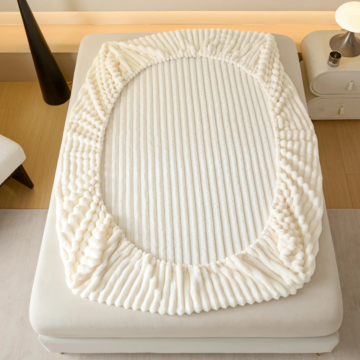 Solid Color Thick Faux Rabbit Fur Mattress Cover Autumn Winter Warm Velvet Mattress Protector Fluffy Soft Plush Fitted Bed Sheet
