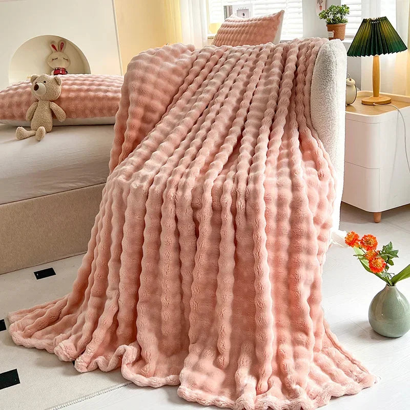 1 Pc Luxury Faux Rabbit Fur Throw Blanket Soft Warm White Striped Fluffy Blankets for Sofa Office Naps Single Double Plush Plaid