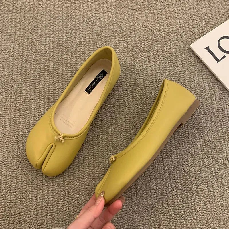 Women Flats Tabi Ninja Shoes Woman Ladies Microfiber Leather Comfy  Flats Split Toe Slippers Soft Bottom Loafers Solid Brief La