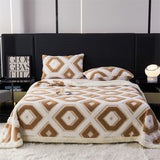 Flannel Warmth Autumn Winter Blanket Keep Warm Comfortable Jacquard King Size Blankets Skin Friendly Geometric Nap Comforter