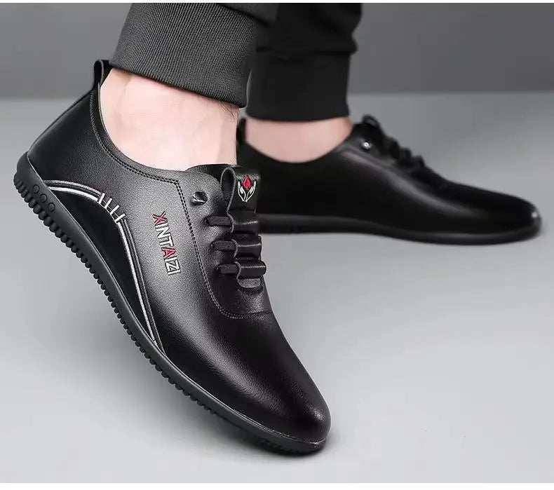 2024 New Casual Shoes for Men Fashion Lightweight Men Walking Shoes Comfortable Slip-on Loafers Outdoor All-Match Men Flat Shoes