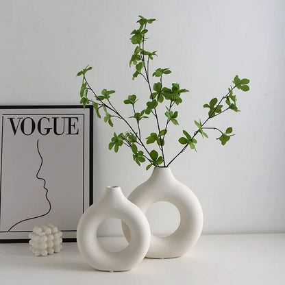 Simple Plastic Vase Donut Shape Single Flower Pot Home Living Room Decoration Table Ornaments Circle Flower Arrangement Vase