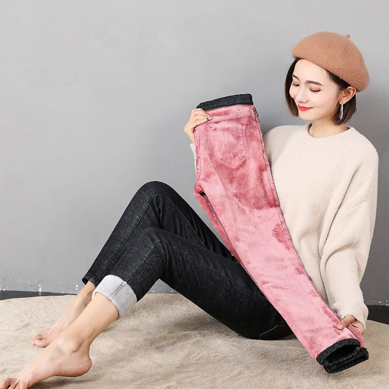 2023 Mujeres Jeans Térmicos Invierno Nieve Cálido Felpa Elástico Jeans Señora Skinny Espesar Polar Denim Pantalones Largos Retro Lápiz Pantalones