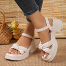 Zapatos de mujer 2024, nuevas sandalias de mujer con hebilla de una palabra, sandalias de verano plisado liso con punta abierta y tacones altos, sandalias impermeables para mujer