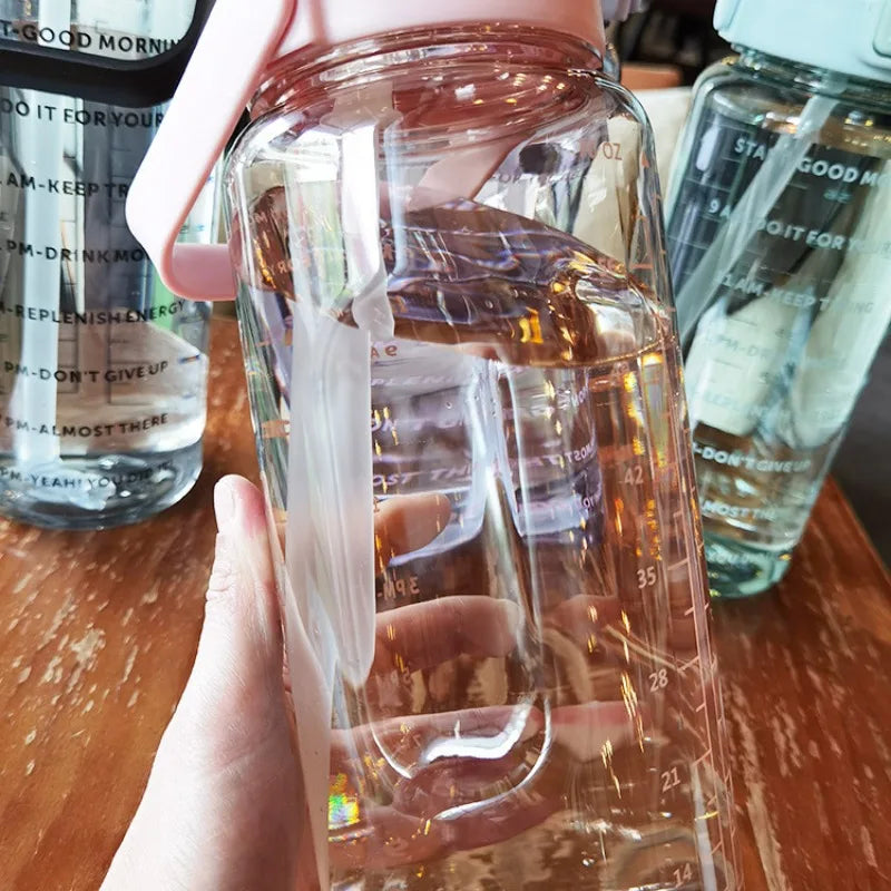2025 Spring/Summer 2L Large Capacity Outdoor Plastic Bouncing Straw Sports Water Bottle Leak-proof Portable Refill Cups