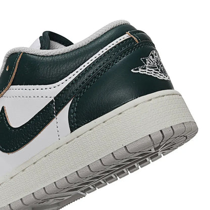 NIKE 2024 Boys AIR JORDAN 1 LOW SE (GS) JordanBasketball Shoes FQ8041-300