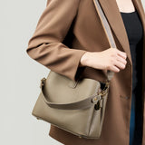 100% Genuine Leather Women's Bucket Bag Luxury Designer Versatile Shoulder Bag Women Commuter Crossbody Bags Female Handbag