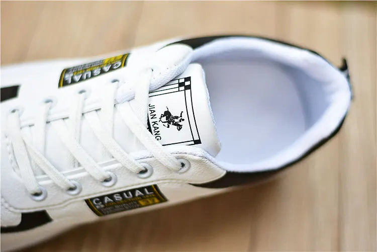 New Men Running Shoes Breathable Air Cushion Sneakers Men Outdoor Lace Up Walking Shoes Non-slip Men Sport Shoes Tenis Masculino