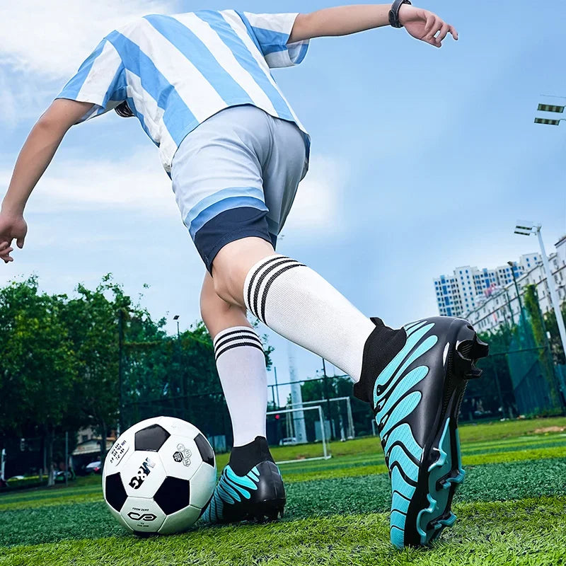 Professional Men Society Cleats Soccer Shoes Original Football Boots Fast Indoor Football Field Boots Training Fast Sneakers