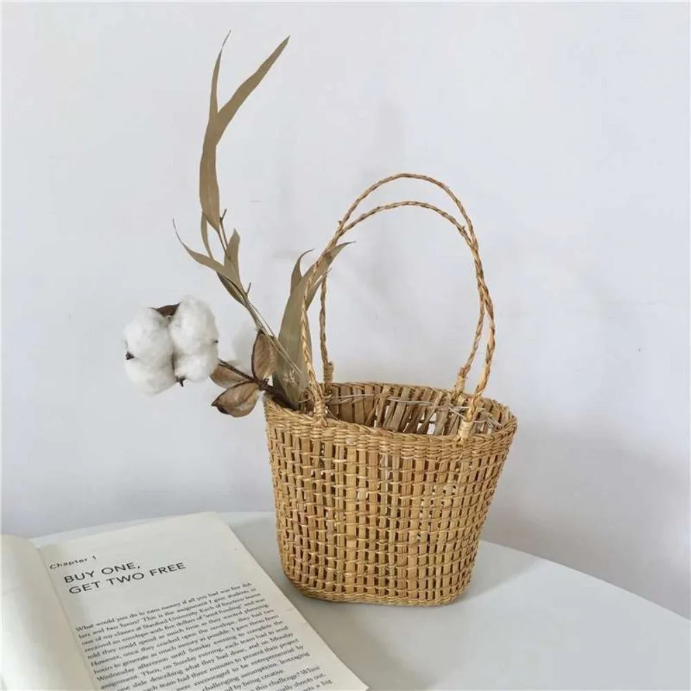 High Quality Handmade Straw Woven Basket with Handle Picnic Props Storage Basket Ornaments Tea Cup Cover