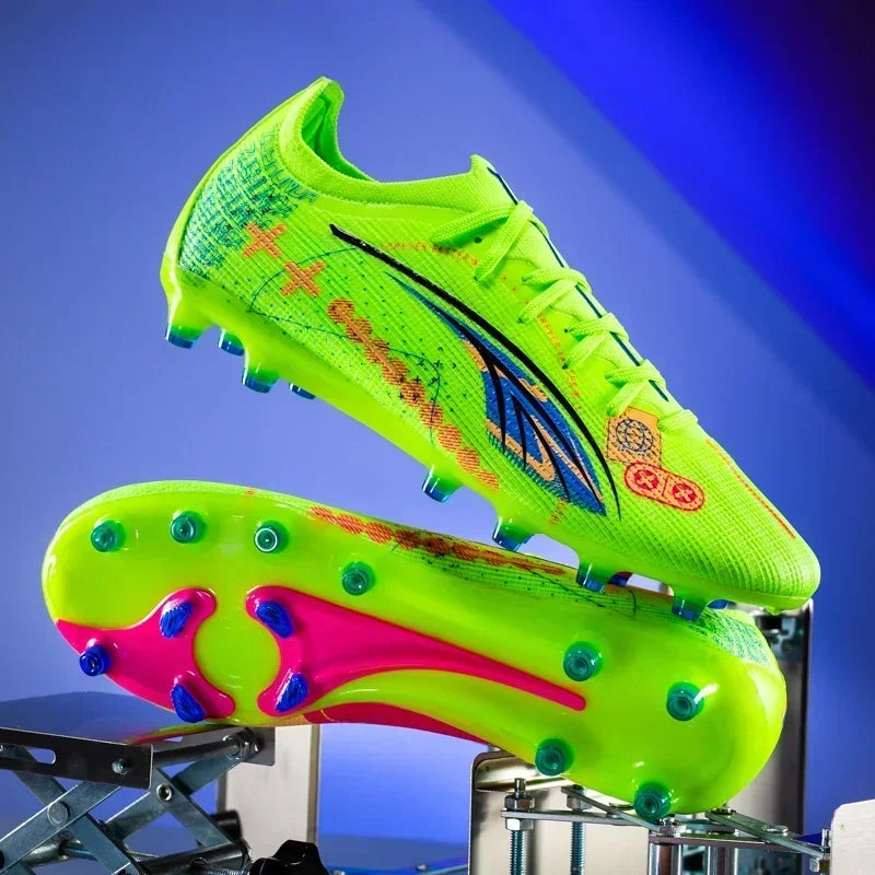 New Men Soccer Shoes Society Cleats Professional Football Boots Indoor Fast Football Field Boots Sneaker Boy Original Training