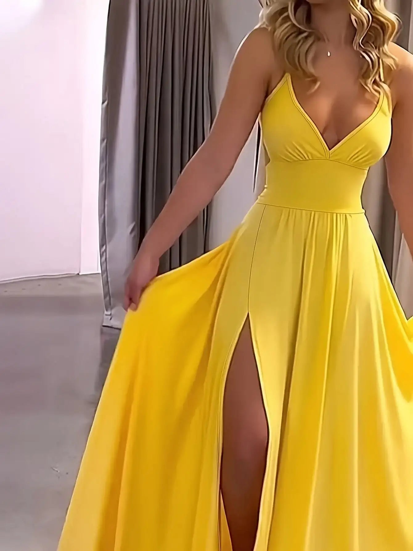 2026 Casual Sexy Slit Lace-Up Backless Camisole Dress, Elegant Sleeveless V-Neck Cinched Waist Dress, Women's Party Outfit