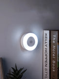 Luz Noturna LED com Sensor de Toque e Economia de Energia – Recarregável via USB, Magnética e Portátil – Ideal para Quartos e Corredores