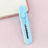 Mini navaja de bolsillo Kawaii con diseño de caramelo, color arte, multiusos, caja exprés, cortador de papel, herramienta para manualidades, material de papelería para oficina y escuela.