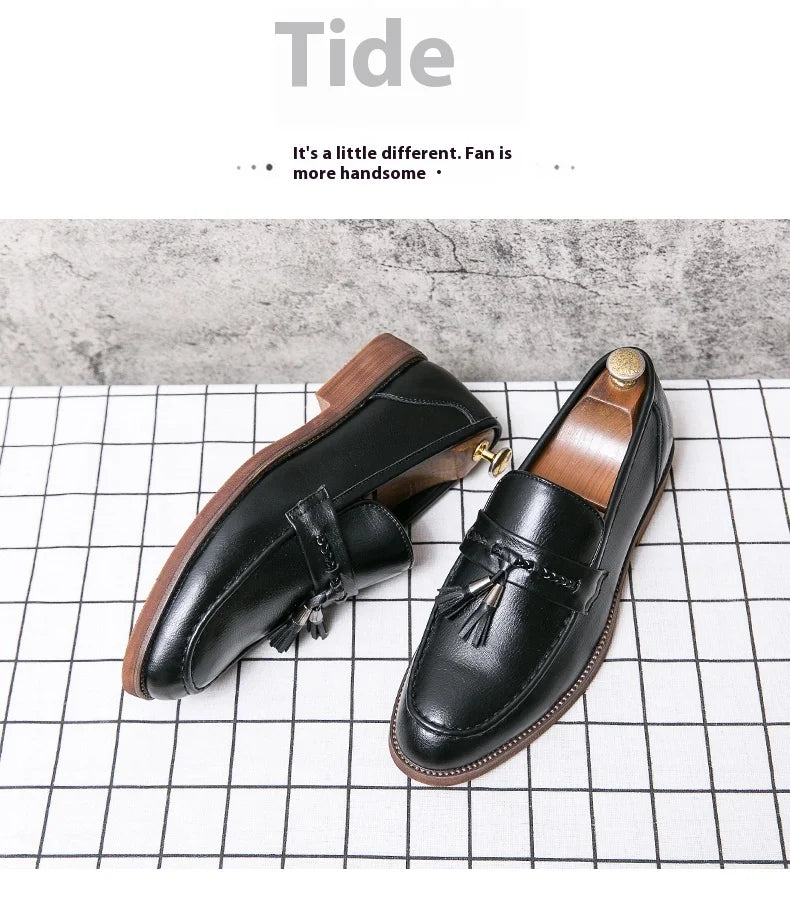 Pointed casual moccasins for men fringed slip-on men's shoes Beef soles bean boat shoes Fashion hair stylist fashion shoes