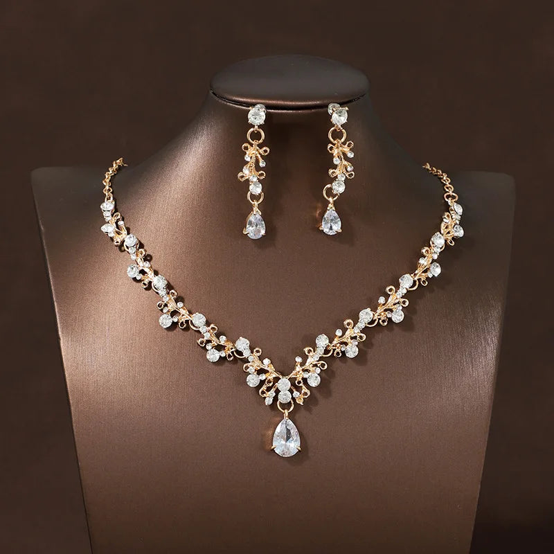 Bridal Wedding Jewelry 4-piece Set, Alloy Crystal Crown&Crystal Necklace&Earrings Women's Classic Wedding Tiaras