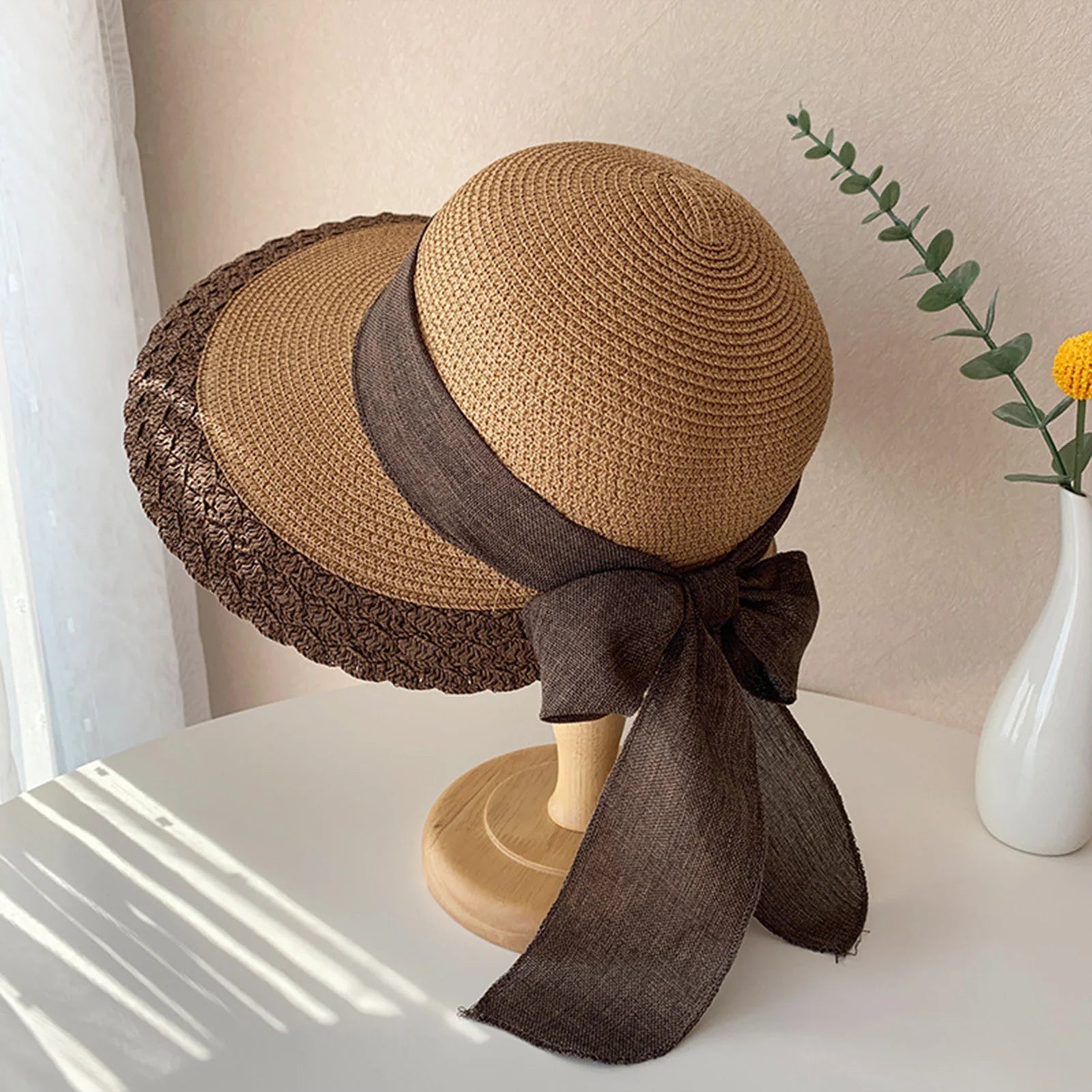 Women's Summer Beach Sun Hat Wide Brim Foldable Elegant Straw Hat for Pool Park Vacation Camping