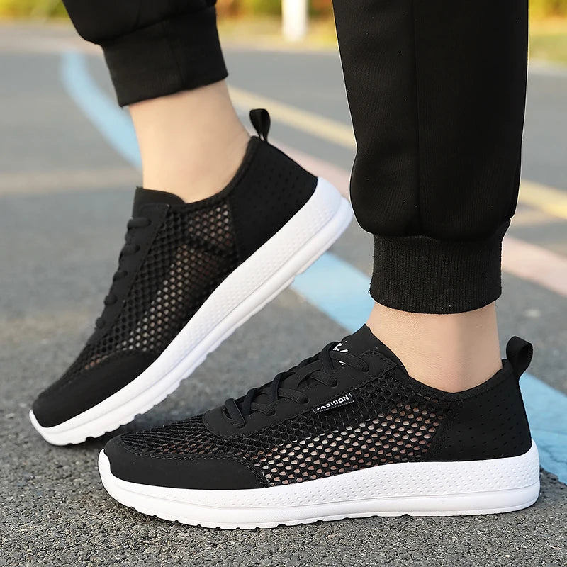 Men Soft Sport Shoes Breathable Fashion Mesh Running Shoes Comfortable Man High Quality Outdoor Lightweight Sneakers for Men