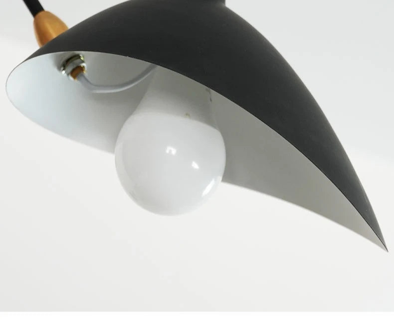 Modern Creative Spider Grabbing Pendant Light Personalized and Simple Living Room LED Ceiling Lamp Bedroom and Study Light