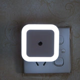 Luz Noturna LED Sem Fio com Sensor – Mini Luz de Tomada (Padrão UE/EUA) para Decoração e Iluminação de Quartos (Infantil e Adulto) e Salas