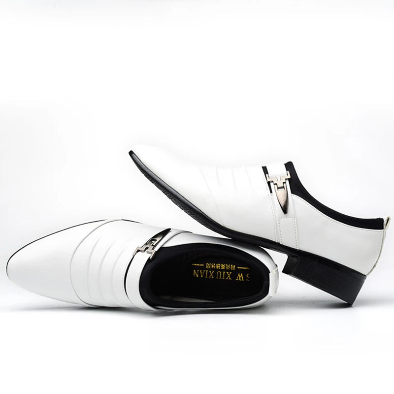 Classic Men Dress Shoes Slip on Black Leather Shoes for Men Plus Size Point Toe Business Casual Men Formal Shoes for Wedding