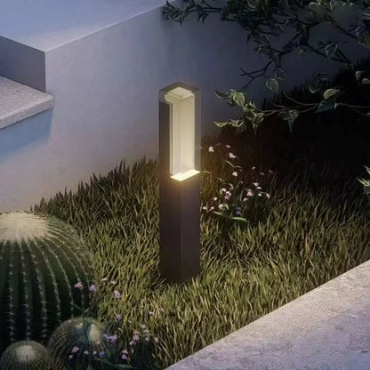 DC voltage outdoor landscape light LED outdoor lawn light IP65 waterproof aluminum alloy material 10W power simple design