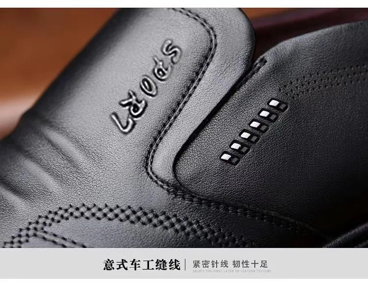 Men's leather shoes, new black, soft bottom, anti-slip, breathable shoes, men's business dress casual, luxury light flat