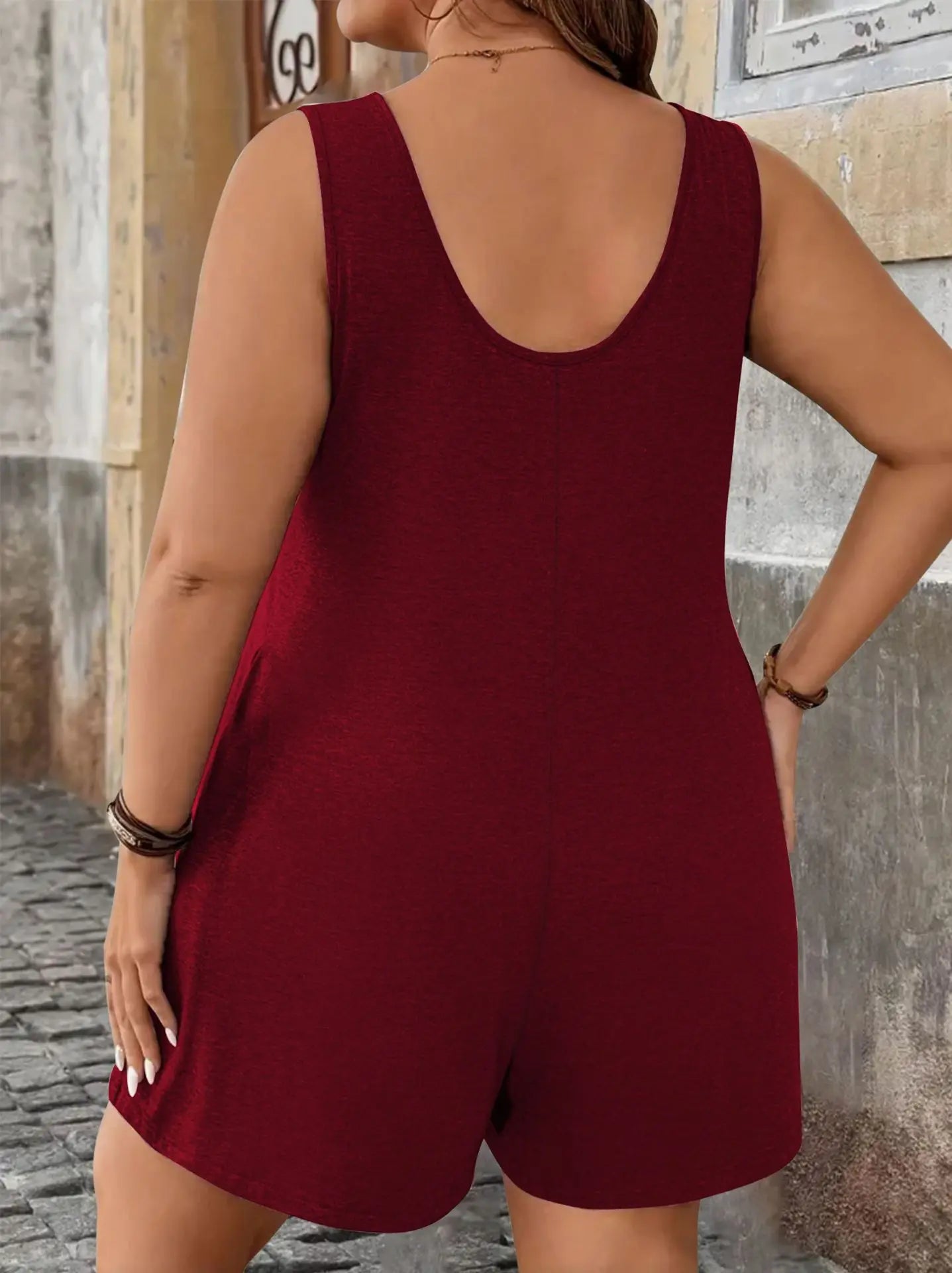 Plus Size Solid Vest Romper Round Neck Jumpsuit With Pockets Elegant Casual Summer Beach Holidays Black Short Jumpsuit For Women