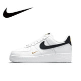 Shorts Nike Air Force 1 07 de cuero neutro estilo retro de caña baja