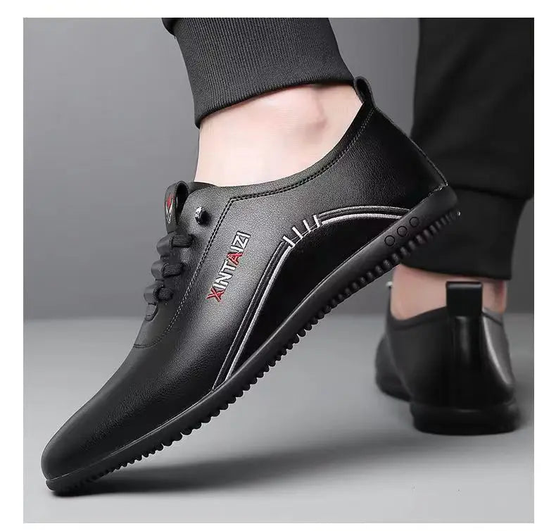 2024 New Casual Shoes for Men Fashion Lightweight Men Walking Shoes Comfortable Slip-on Loafers Outdoor All-Match Men Flat Shoes