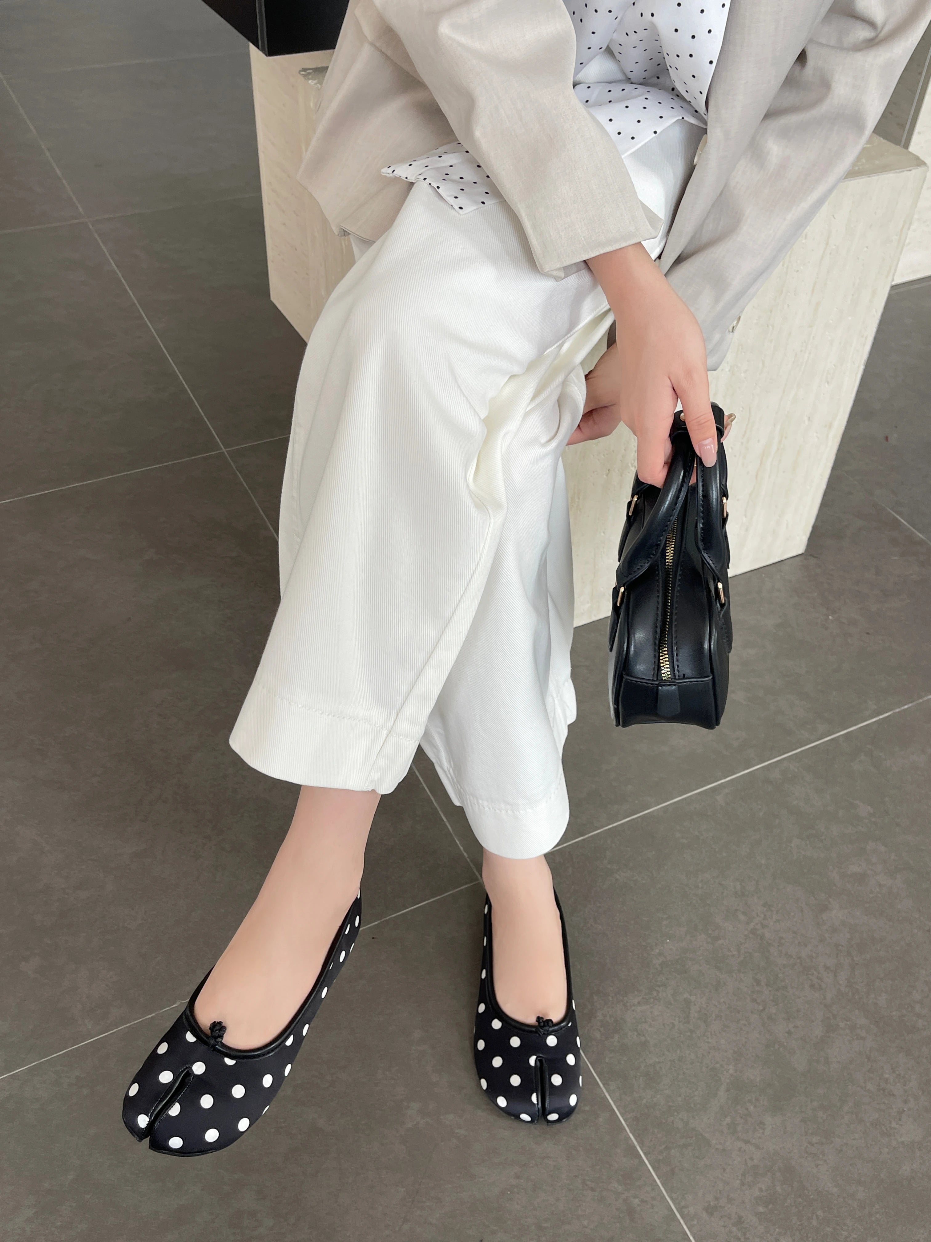 Women Flats Tabi Ninja Shoes Woman Ladies Microfiber Leather Comfy  Flats Split Toe Slippers Soft Bottom Loafers Solid Brief La