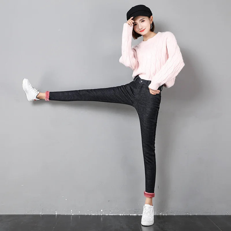 2023 Mujeres Jeans Térmicos Invierno Nieve Cálido Felpa Elástico Jeans Señora Skinny Espesar Polar Denim Pantalones Largos Retro Lápiz Pantalones