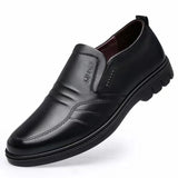 Men's leather shoes, new black, soft bottom, anti-slip, breathable shoes, men's business dress casual, luxury light flat