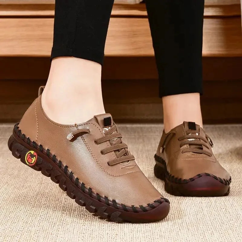 Zapatillas de cuero para mujer, zapatos casuales vulcanizados, mocasines planos suaves y cómodos para mujer, zapatillas sin cordones para mujer 