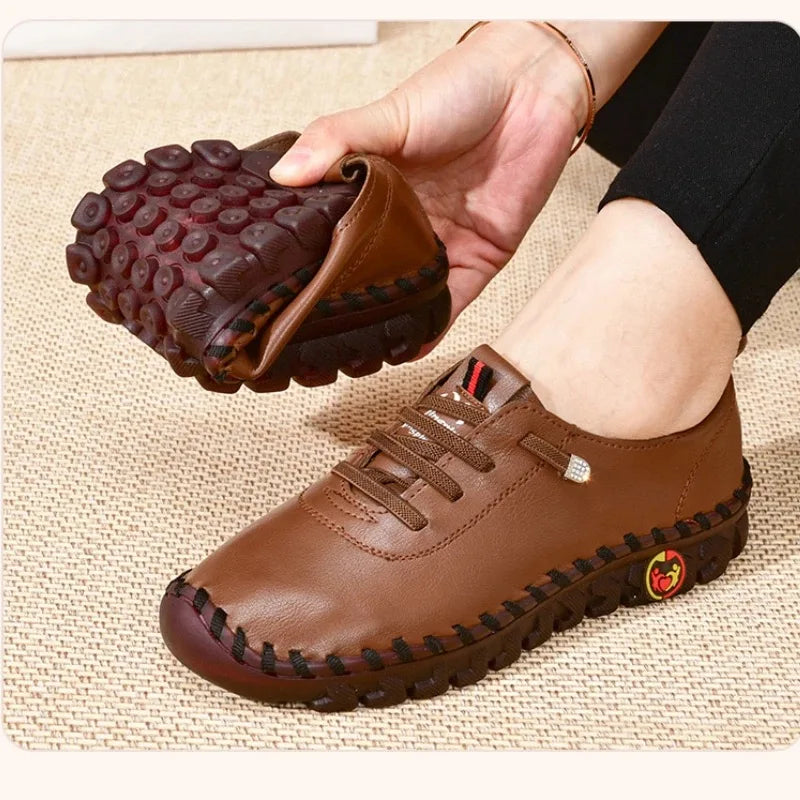 Zapatillas de cuero para mujer, zapatos casuales vulcanizados, mocasines planos suaves y cómodos para mujer, zapatillas sin cordones para mujer 