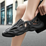 Summer Men Women Slippers Comfortable Outdoor Sandals Clogs Beach Slippers Flip Flops Indoor Home Slides Bathroom Shoes for Men 