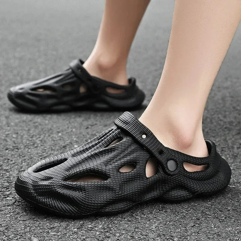 Summer Men Women Slippers Comfortable Outdoor Sandals Clogs Beach Slippers Flip Flops Indoor Home Slides Bathroom Shoes for Men 