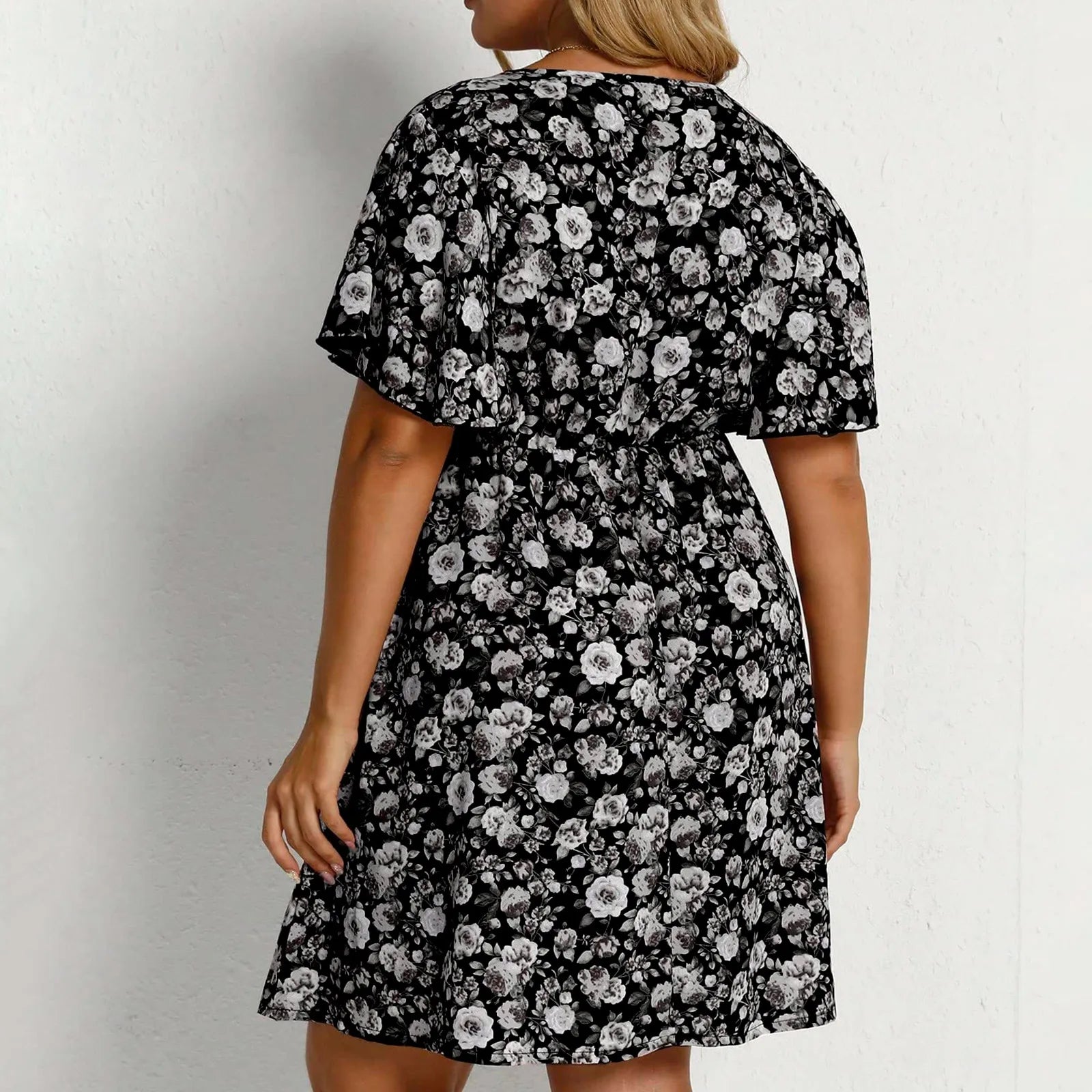 Vestido com decote em v grande feminino, vestido solto estampado, estampa floral, manga curta, moda elegante, tamanho grande, primavera, verão