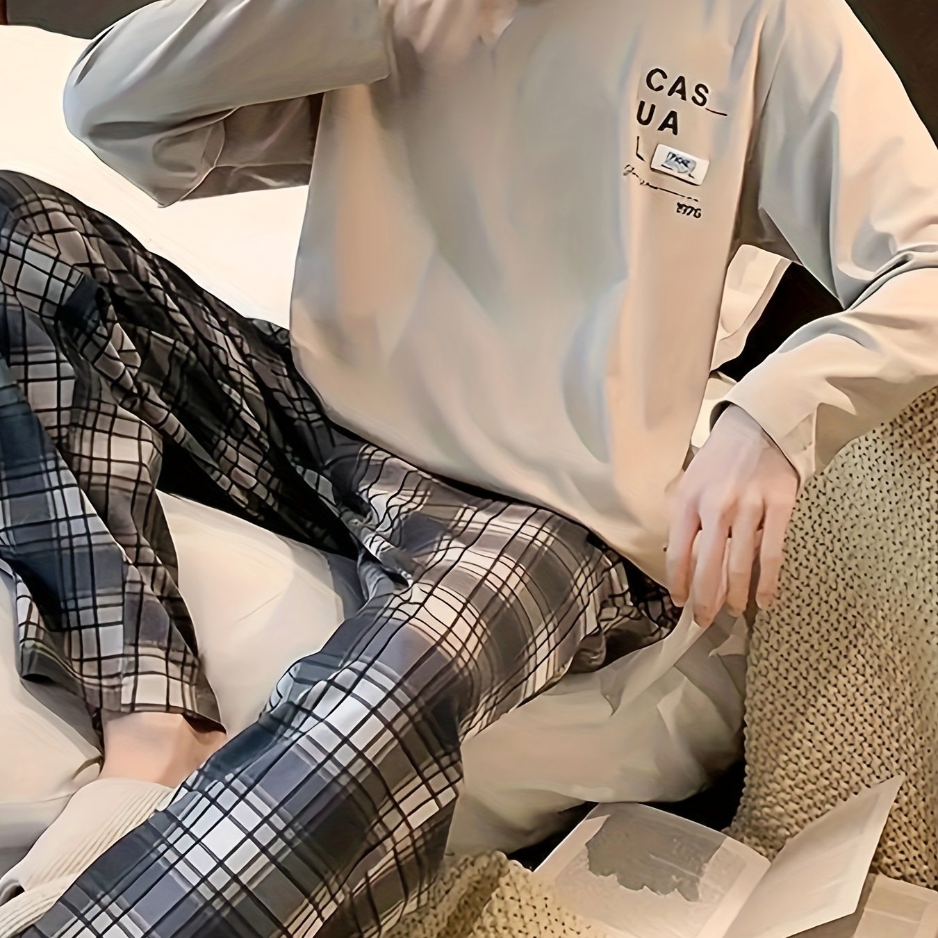 New Men's Pajamas for Autumn and Winter, Casual, Simple and Luxurious Home Wear Set
