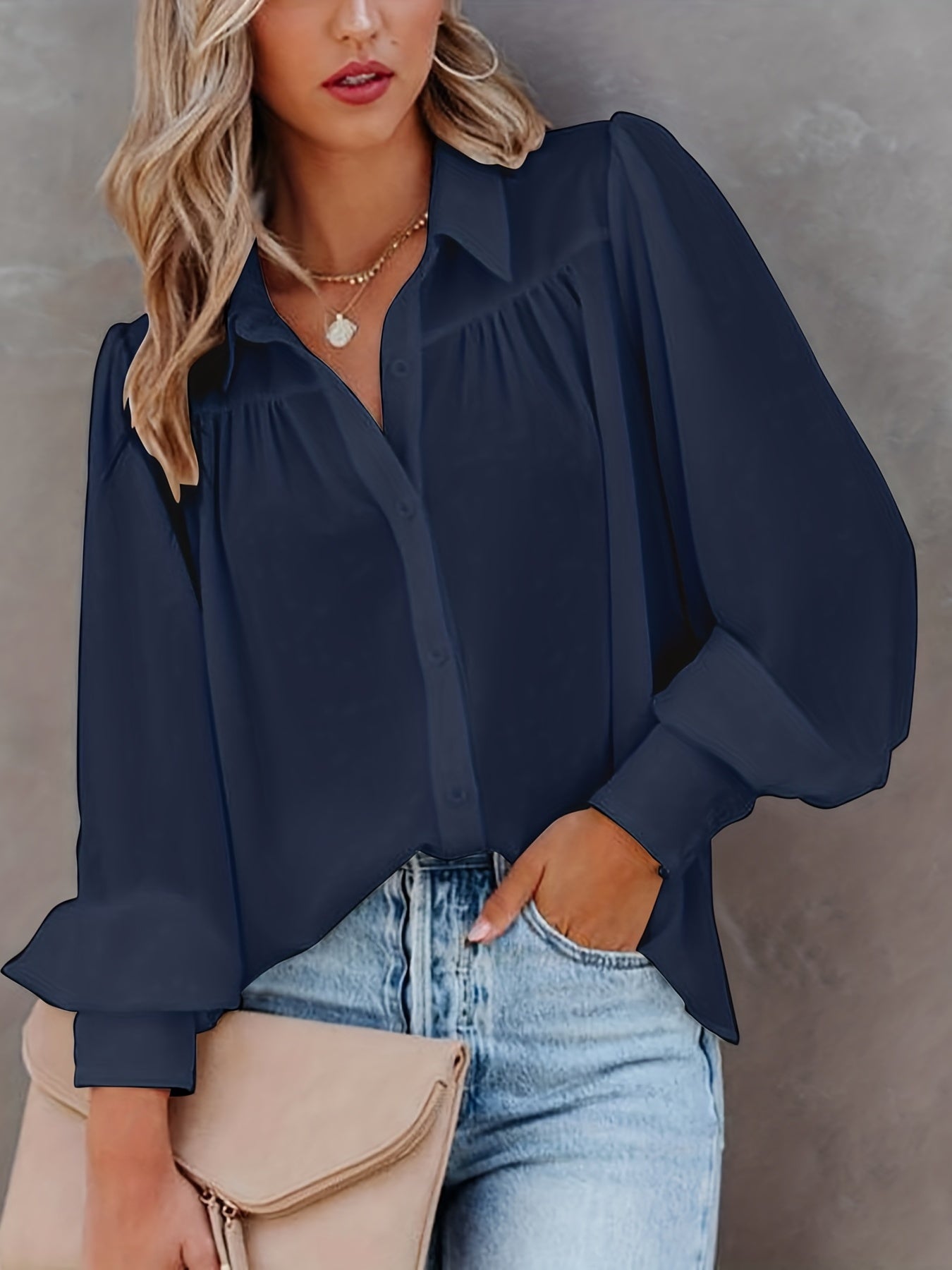 Blusa básica de talla grande para mujer, con botones, mangas farol, cuello vuelto, ligeramente elástica