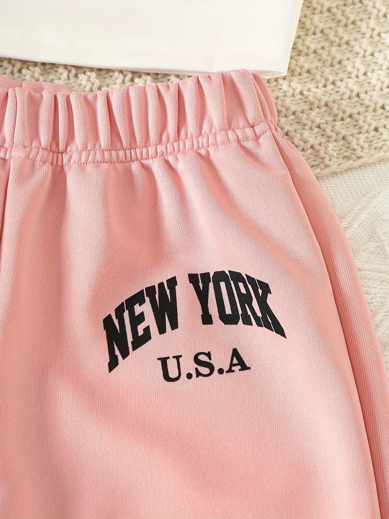 Girls' 3pcs Fashion Outfit, Short Hoodie and Tank Top with Athletic Pants Set, New York Print Casual Long Sleeve Top, Kids Spring/Summer/Autumn/Winter Clothing, Knitted Fabric, Stretchy, Letter Pattern, Regular Fit, Polyester