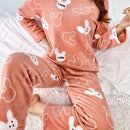 [Home Relaxation] Cozy & Warm Women's Fleece Pajama Set in Green with White Cartoon Rabbit Pattern - Soft Polyester, Anti-Static, Machine Washable - Elegant Home Loungewear with Round Neck Top & Pants for Fall/Winter, Plus Si