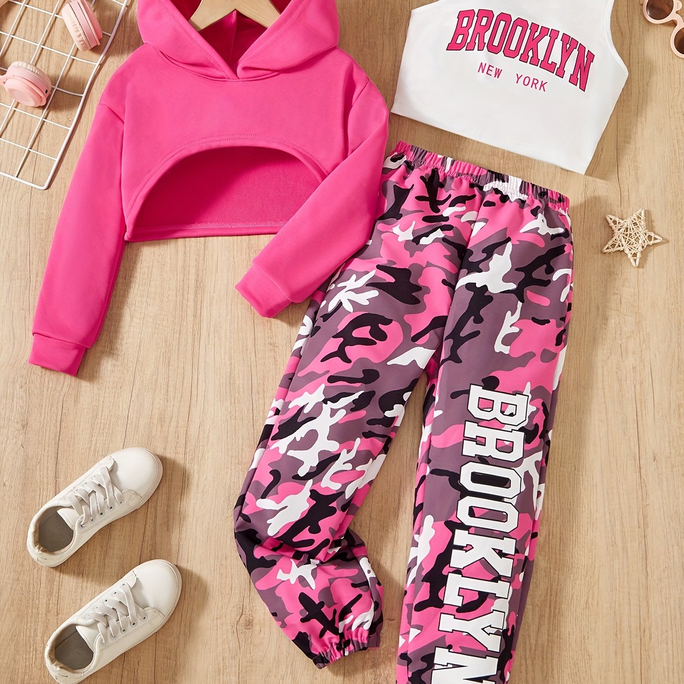 Girls' 3pcs Trendy Outfit Set: Hooded Crop Top, Letter Print Vest &amp; Camo Joggers - Machine Washable Polyester Blend for Fall/Winter, Perfect for Outdoor