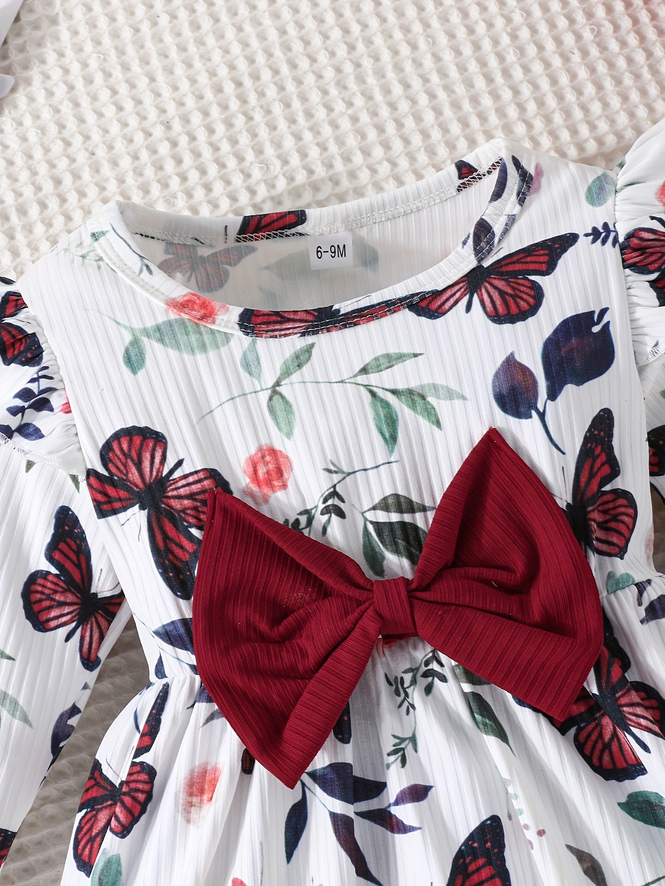 Conjunto de dos piezas para niñas pequeñas, sencillo y bonito, nuevo, de primavera y otoño, con estampado de mariposas rosas, mangas pequeñas con vuelo, vestido de cuello redondo, vestido de color liso con ranuras, conjunto combinado